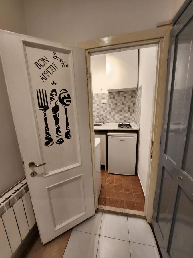 Monolocale Suite Con Terrazzino 罗马 外观 照片